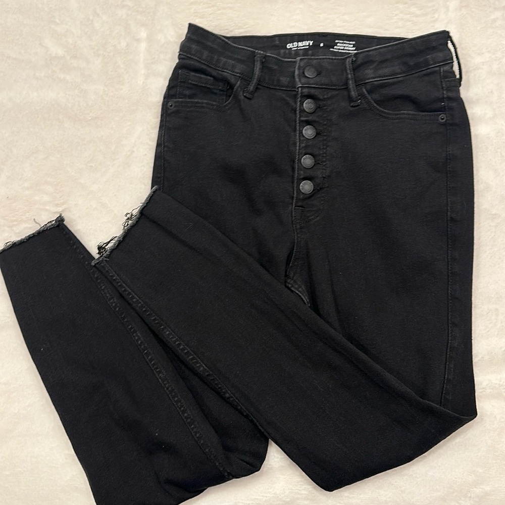 Black Old Navy, high wasted skinny jeans size 8